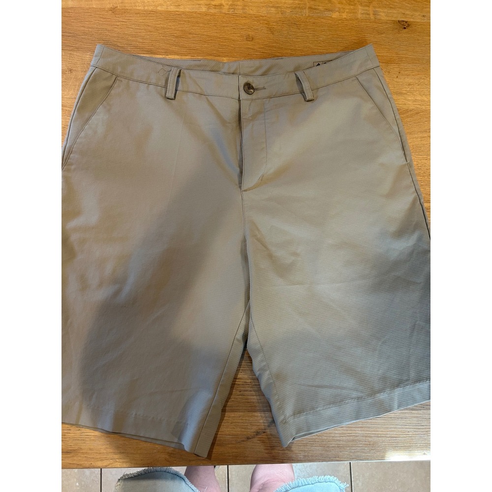 Adidas ClimaCool Mens Golf Shorts Khaki Tan Ripstop Size 34 Athletic Activewear